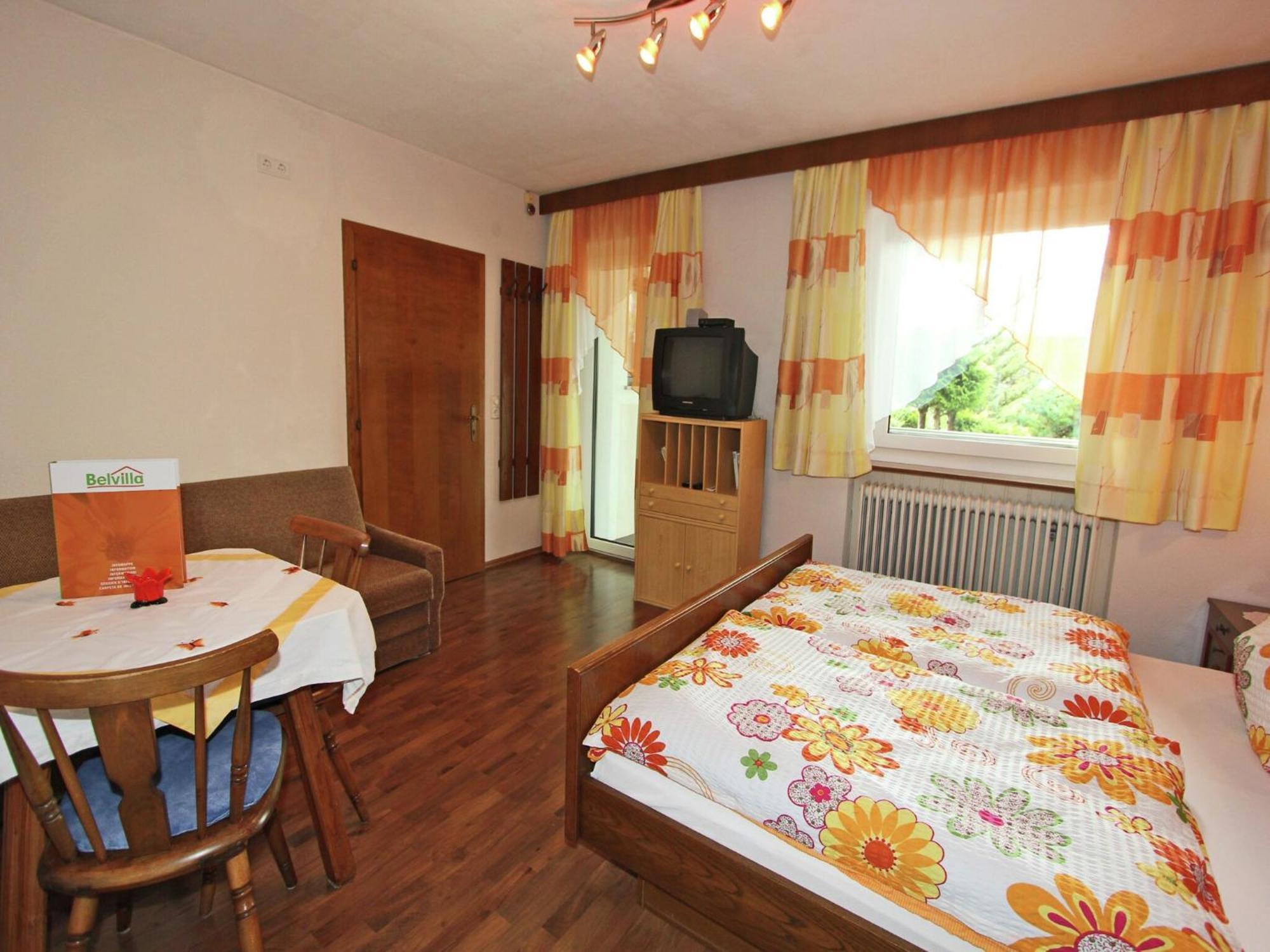 Cozy Apartment In Aschau Im Zillertal Near Ski Lift Екстериор снимка